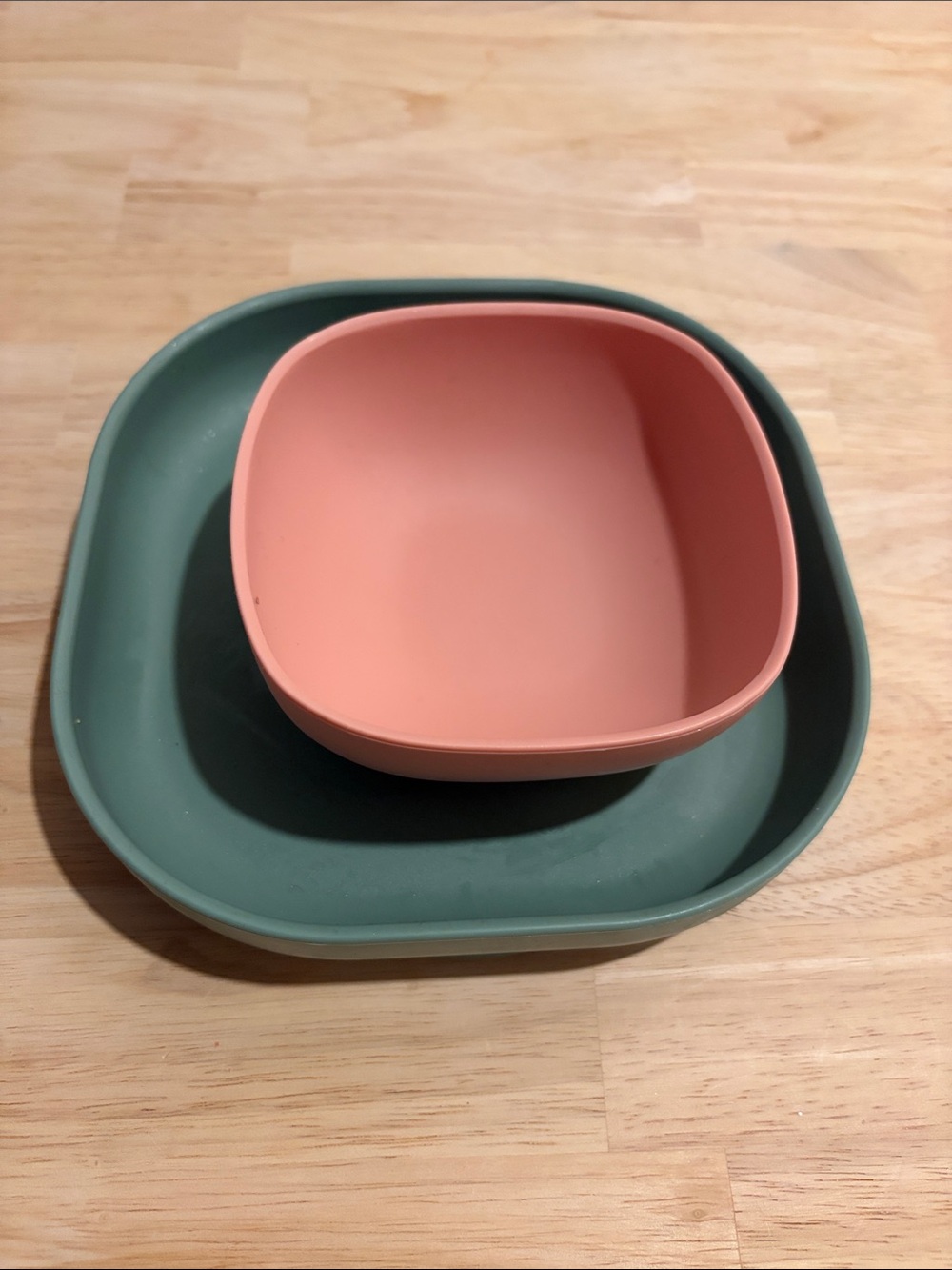 Beaba Silicone Bowl and Plate Set - Pink and Green